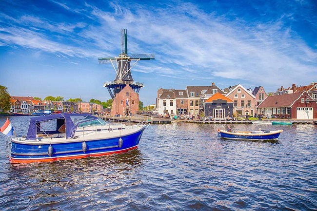 سياحية جذابة هولندا