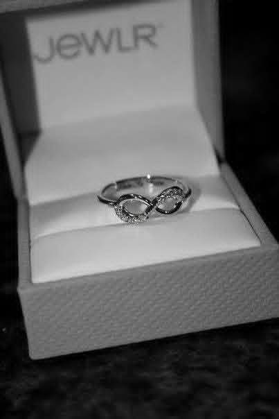 ���� ���� ����������� ..💍❤ elegant!